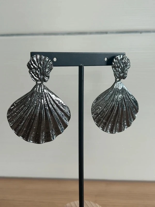 Boucles d’oreilles fantaisie estivales coquillages en métal peint